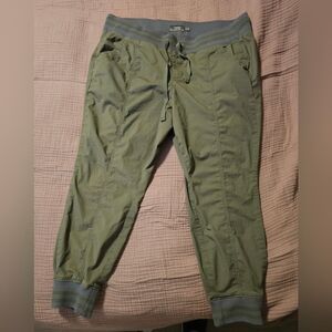 Torrid Feel the Fit Joggers – Olive Green, Size 1R